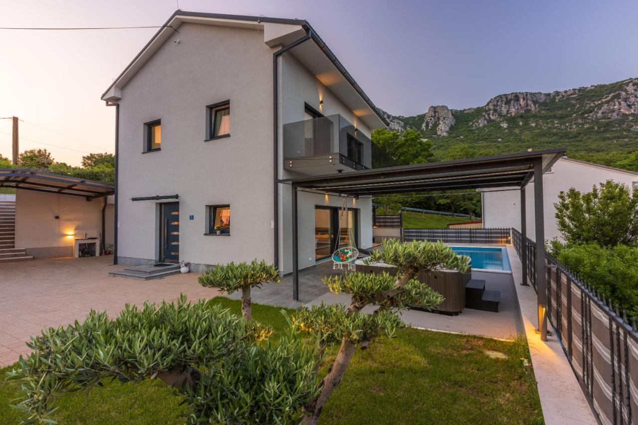 Villa Saric Bribir  Eksteriør billede