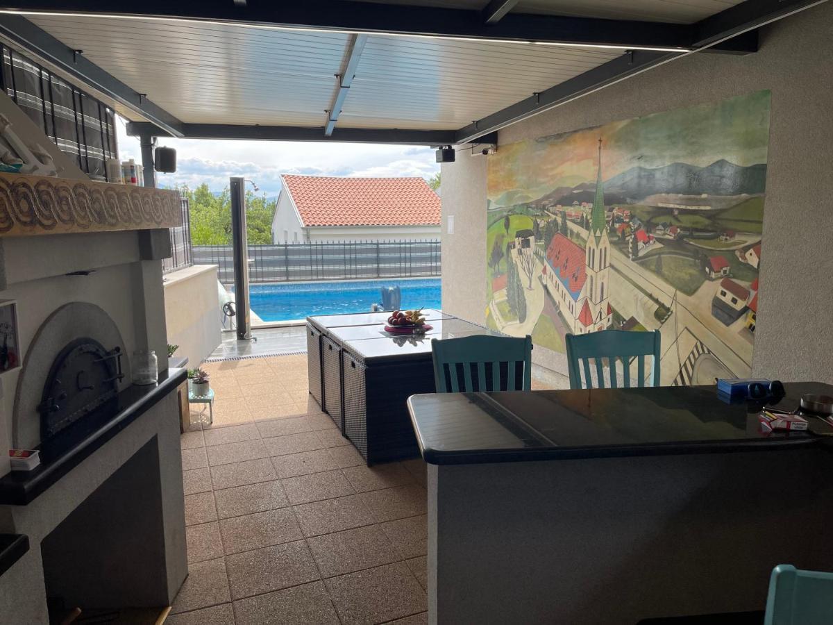Villa Saric Bribir  Eksteriør billede